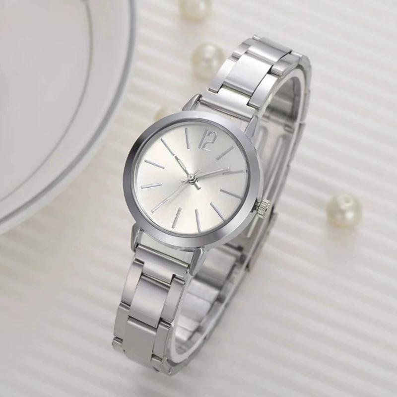 Minimalist Steel Strap Quartz Watch - Image 2